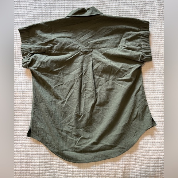 VERONICA BEARD Almera Collared Popover Blouse in Green Size Small NWT - Picture 7 of 12